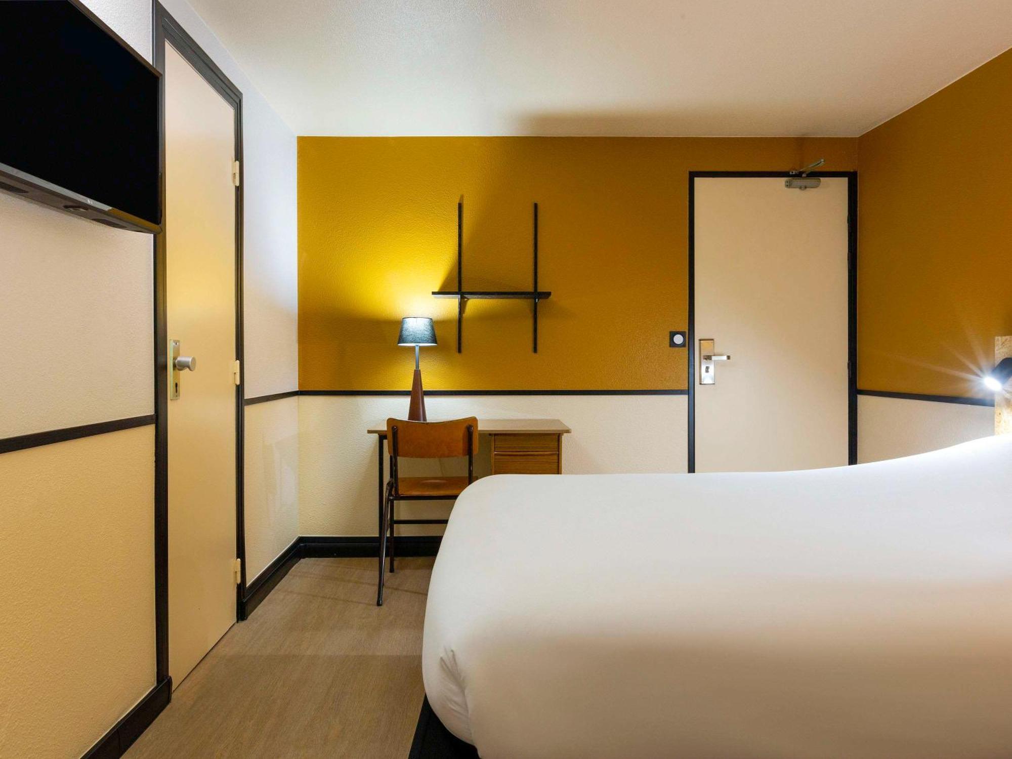Greet Hotel Villeneuve La Garenne - Renove Kültér fotó