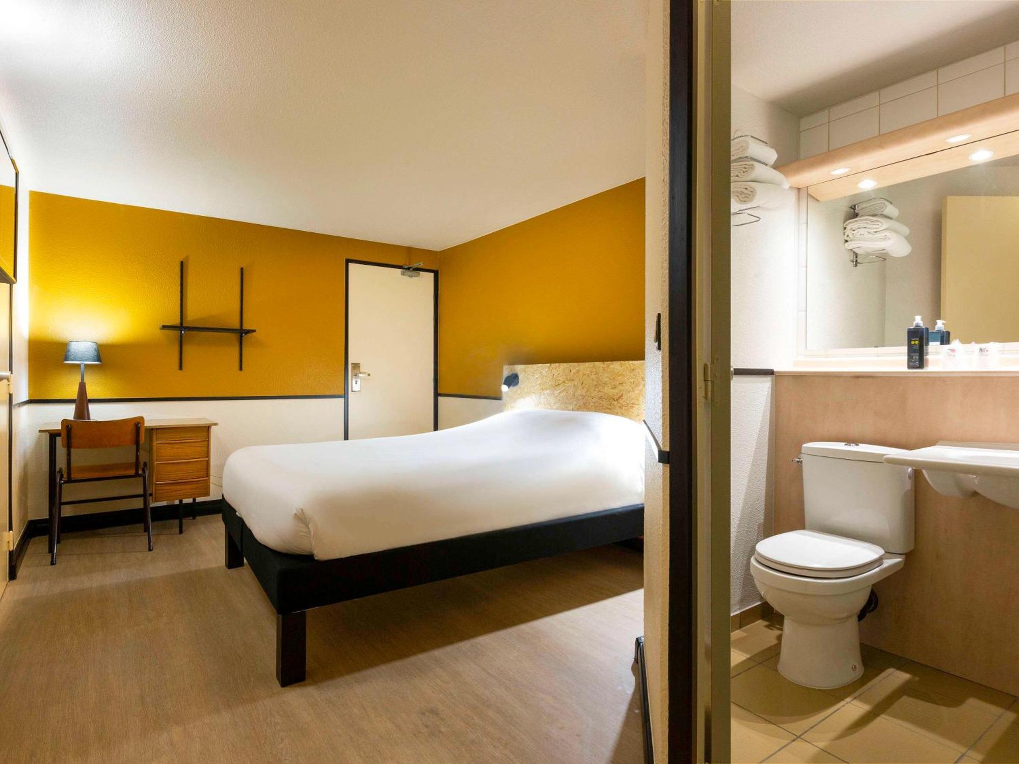 Greet Hotel Villeneuve La Garenne - Renove Kültér fotó
