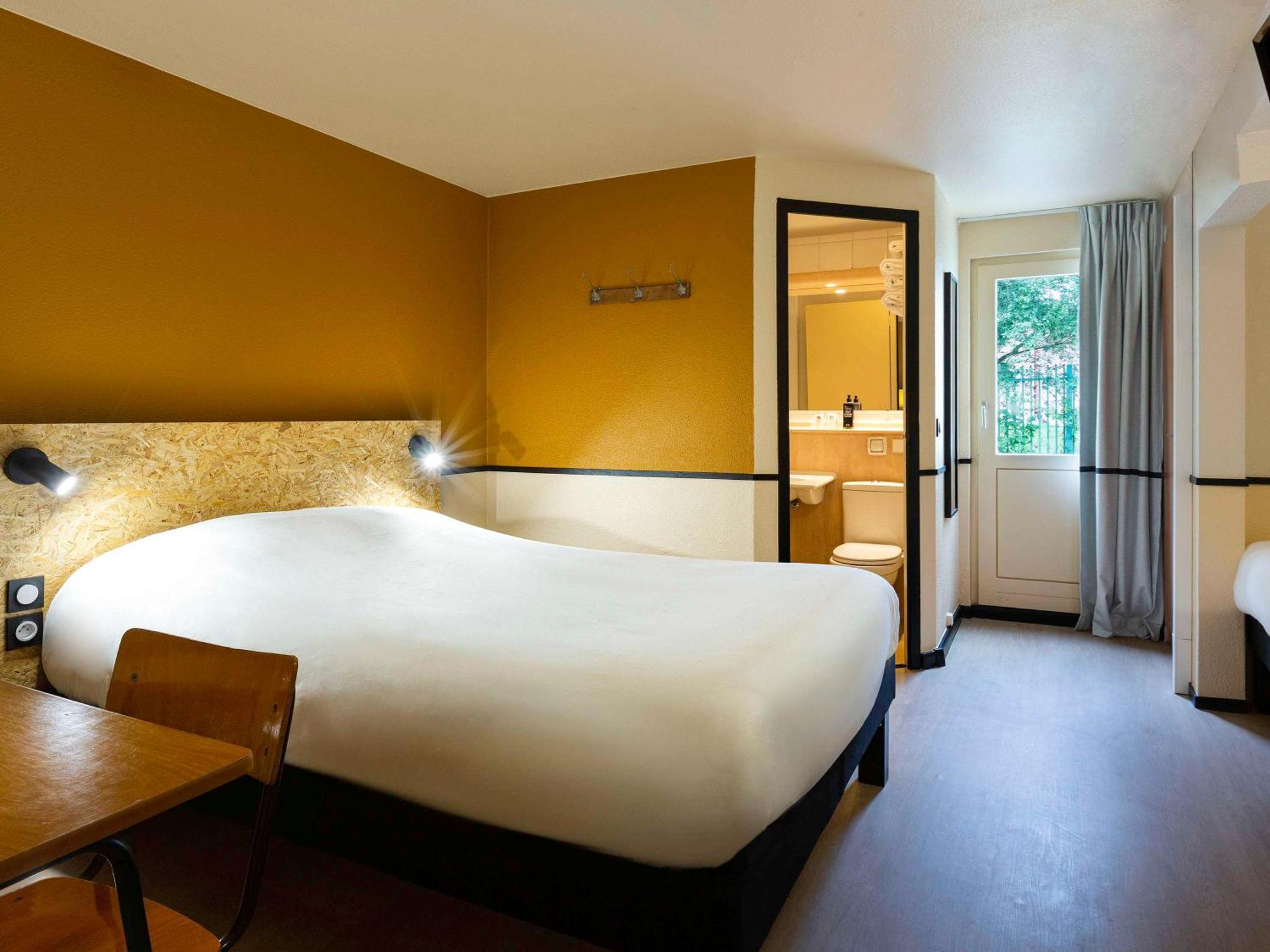 Greet Hotel Villeneuve La Garenne - Renove Kültér fotó